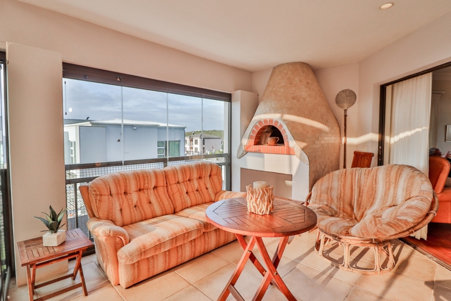7 Bedroom Property for Sale in Myburgh Park Western Cape